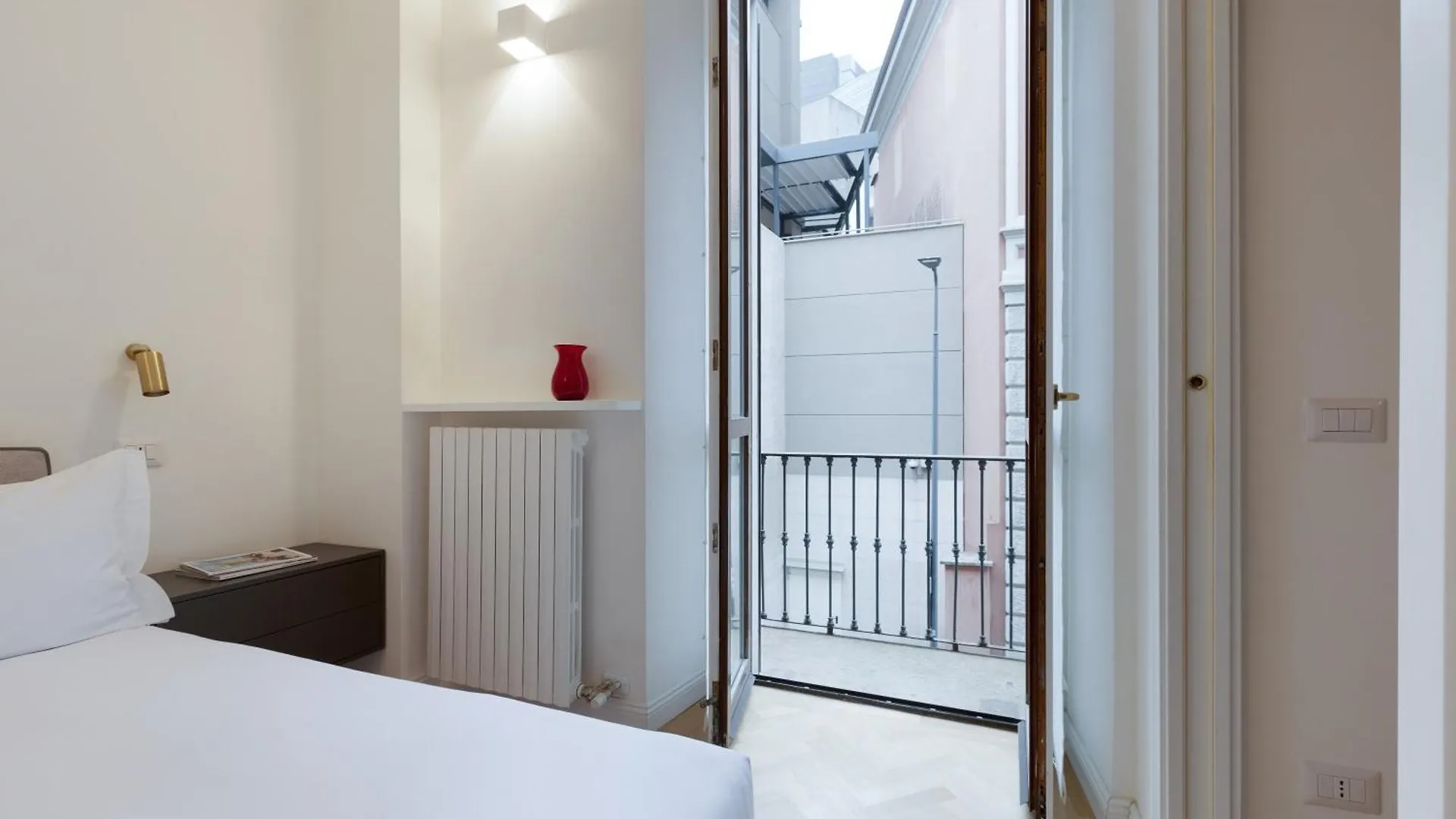 Brera Apartments In Garibaldi Milan