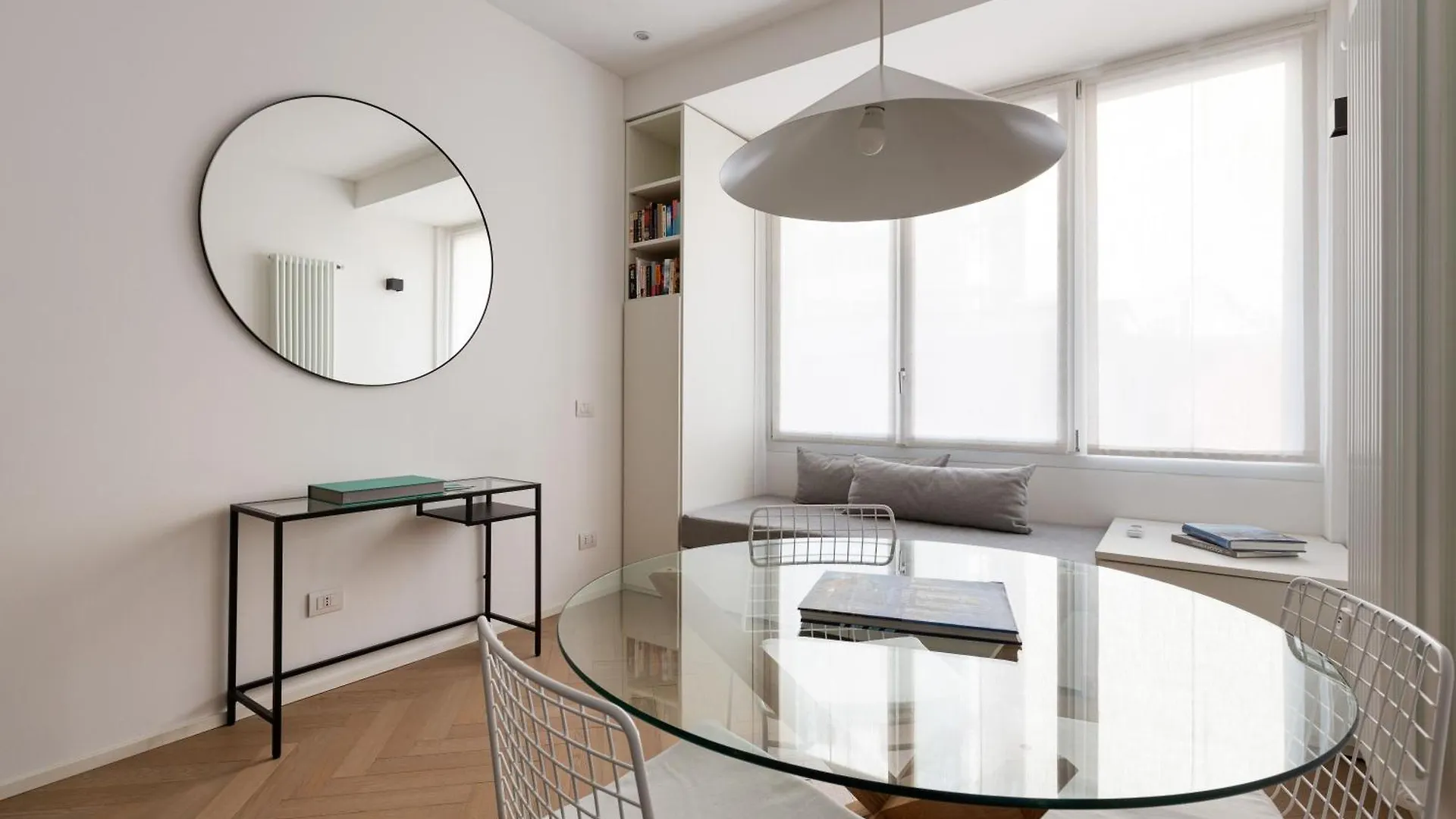 Brera Apartments In Garibaldi Milan